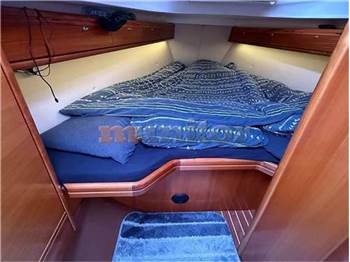 Bavaria 37 cruiser