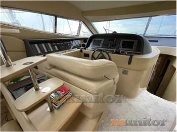 Ferretti 591 fly