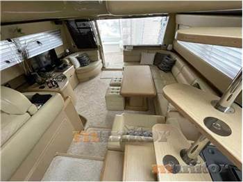 Ferretti 591 fly