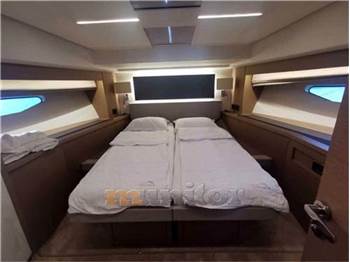 Jeanneau Prestige 590