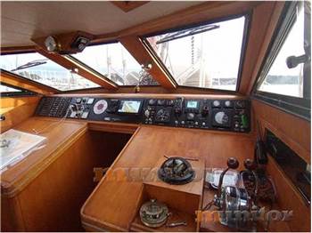 Ferretti Altura 424