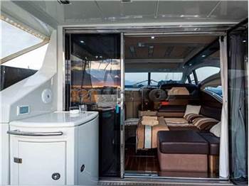 Azimut 43s