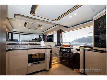 Absolute Navetta 52