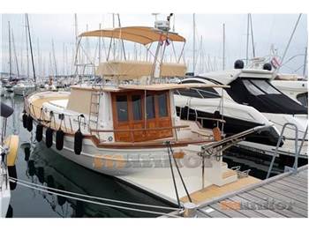 Menorquin 160 fly