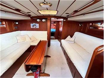 Hallberg rassy 38