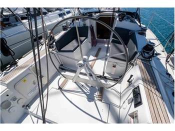 Beneteau First 35