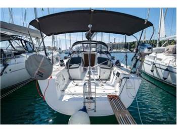 Beneteau First 35