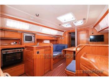 Bavaria 38 cruiser