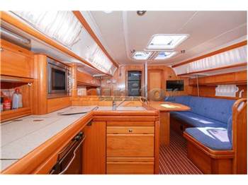 Bavaria 38 cruiser