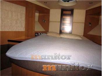 Majesty yachts Majesty 44 fly