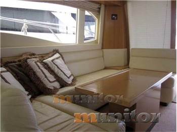 Majesty yachts Majesty 44 fly
