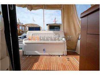 Jeanneau JEANNEAU NC 9