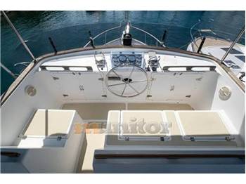 Overseas ind Trawler monk 42