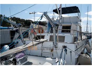 Overseas ind Trawler monk 42
