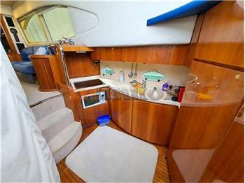 Azimut 46 fly