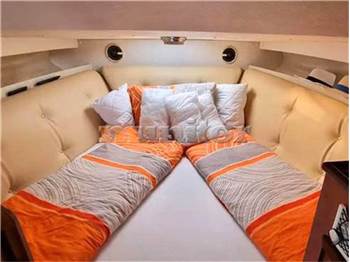 Fairline Carrera 24
