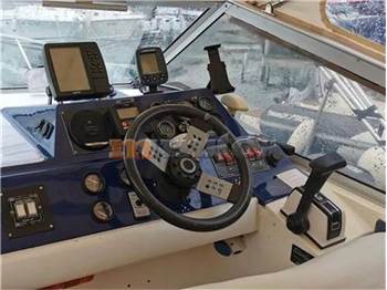 Fairline Carrera 24