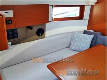 Beneteau Oceanis 38.1