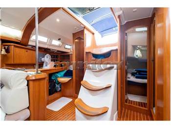 Jeanneau Sun odyssey 49