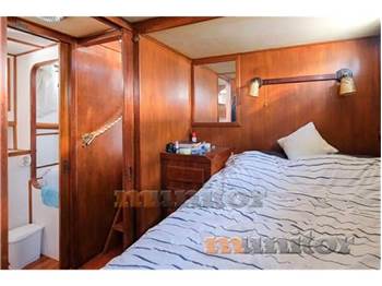 Eurobanker Trawler 42