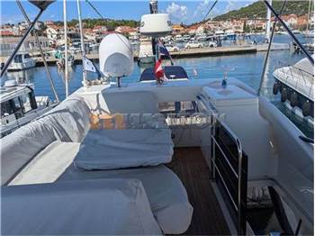 Bavaria Virtess 420 fly