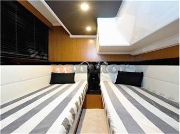 Bavaria Virtess 420 fly