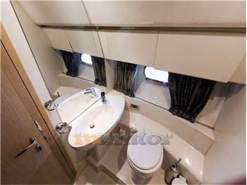 Ferretti 460 fly