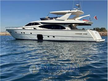 Ferretti 780