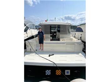 Riviera Marine 465 SUV