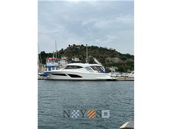 Riviera Marine 465 SUV