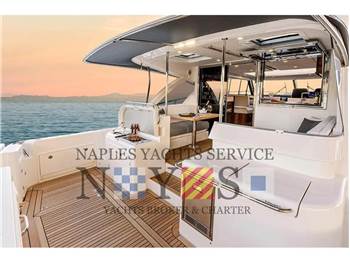 Riviera Marine 465 SUV