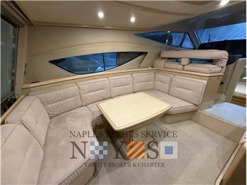 Ferretti Yachts 460