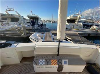 Uniesse 42' Open
