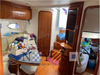 Pershing 43