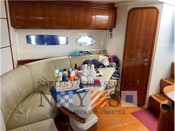 Pershing 43