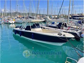 Pursuit S 310 Sport
