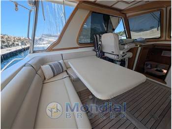 Sabre Yachts 42' Hard Top Express