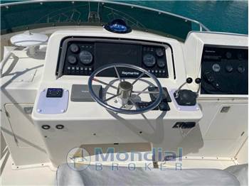 Bertram Yacht 37' Convertible