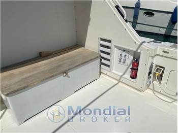 Bertram Yacht 37' Convertible