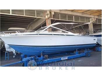 Bertram Yacht 28' Moppie