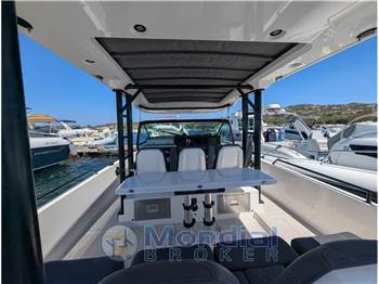 Axopar AXOPAR 37 ST BRABUS LINE