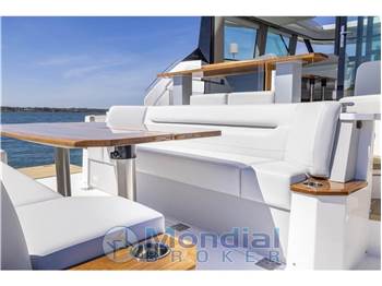 Tiara Yachts EX 54
