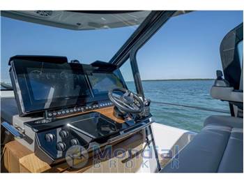 Tiara Yachts EX60