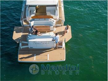 Tiara Yachts EX60