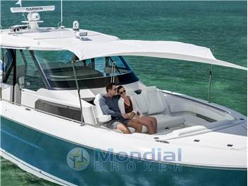 Tiara Yachts 46LS
