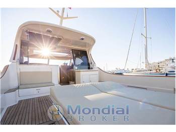 Mochi Craft MOCHI 51 DOLPHIN