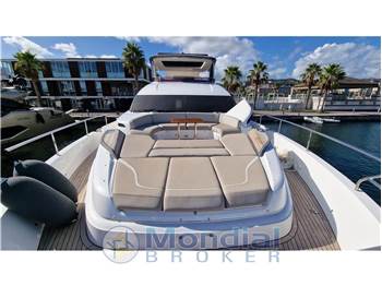 Princess Yachts Y85