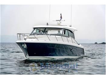 Tiara Yachts 48LE