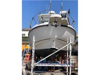 Boston Whaler OUTRAGE 28
