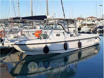 Boston Whaler OUTRAGE 28